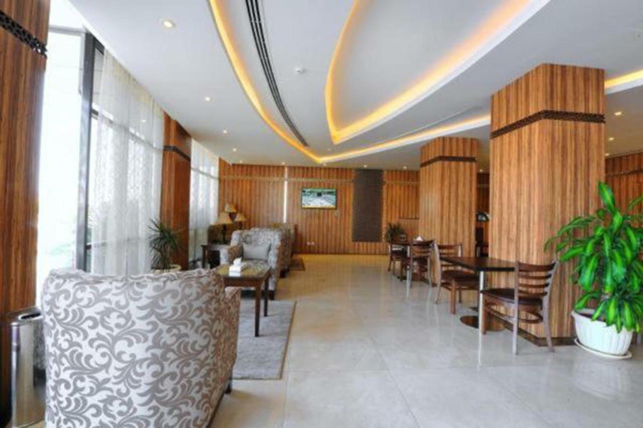 Auris Al Fanar Suites Riaad Buitenkant foto